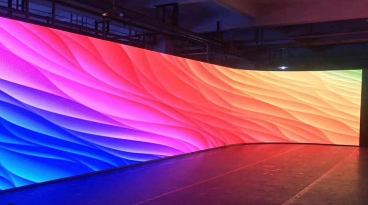 LED顯示屏基礎知識、類型及應用場景