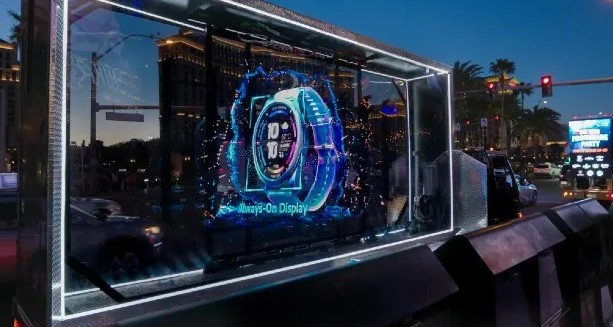 全球首個(gè)3D全息LED廣告車閃亮登場，引領(lǐng)移動(dòng)廣告新紀(jì)元